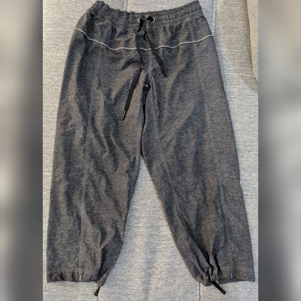 Lululemon Pants Grey Cropped Dance Studio Cargo